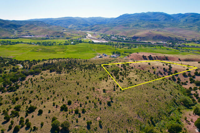 Property Photo:  167 Lewis View Lsv-1  UT 84017 