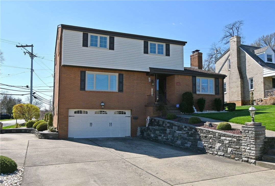 Property Photo:  1354 Prospect Rd  PA 15227 