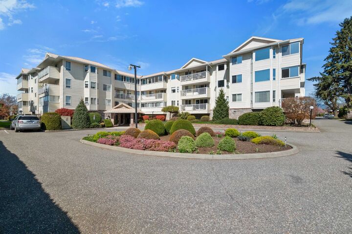 8725 Elm Drive 109 — photo 1