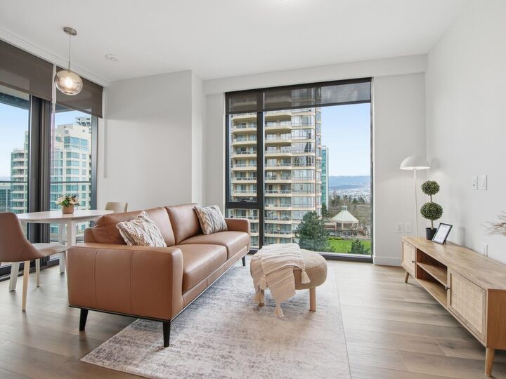 Property Photo: 5987 Wilson Avenue 607 BC V5H 0L7
