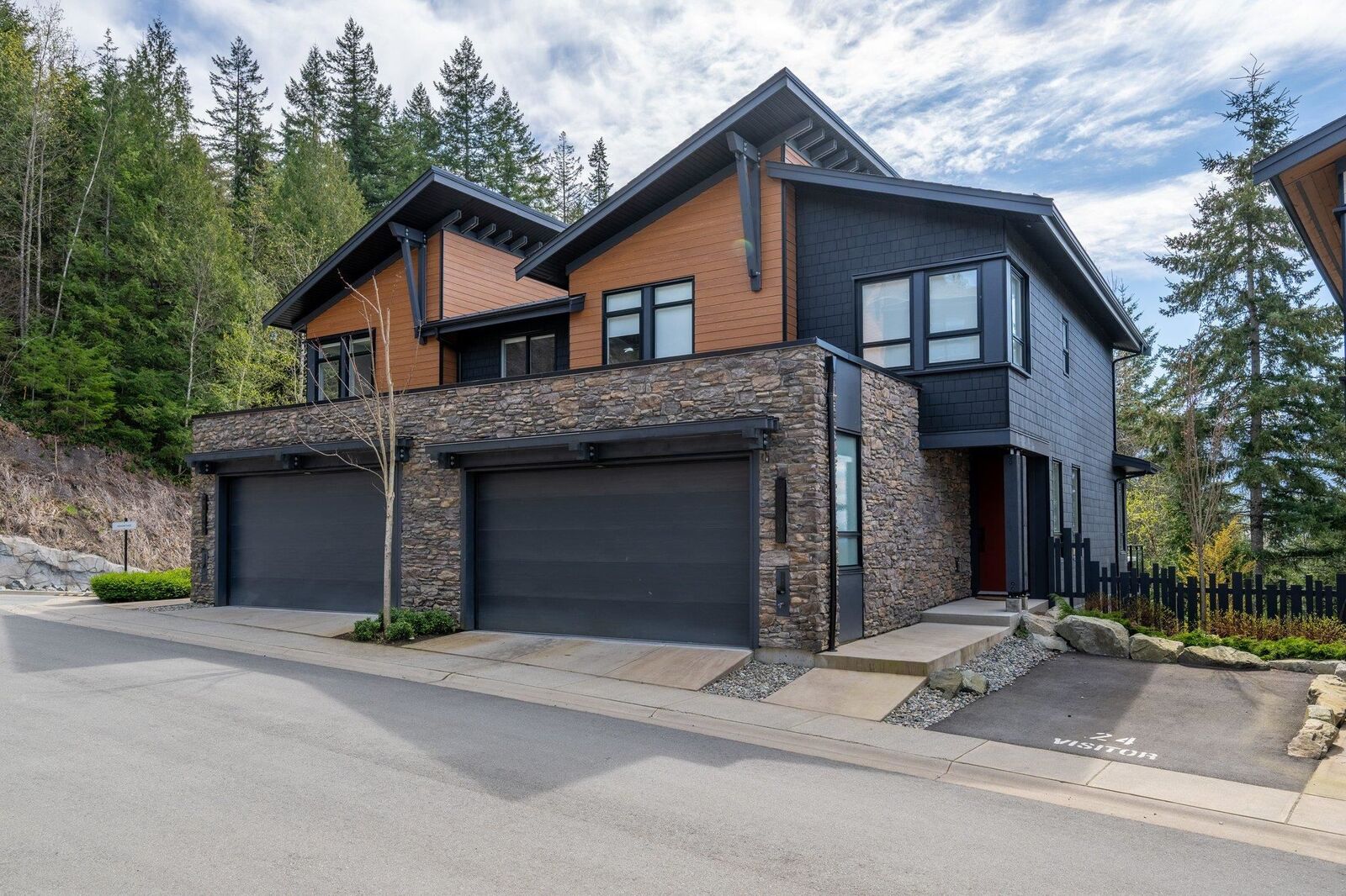 Property Photo:  41203 Highline Place  BC V8B 1C2 