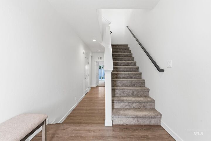 Property Photo: 522 Diamond Ln. ID 83617