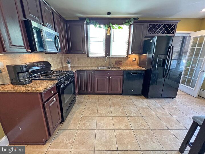 Property Photo:  4129 Garrett Road  PA 19026 