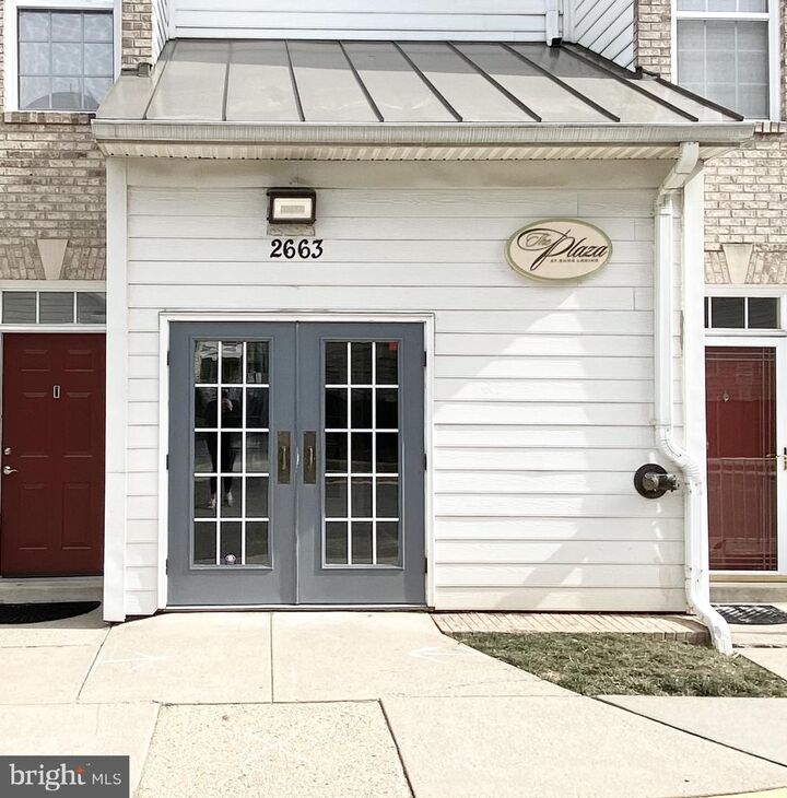 Property Photo:  2663 Manhattan Place 304  VA 22180 