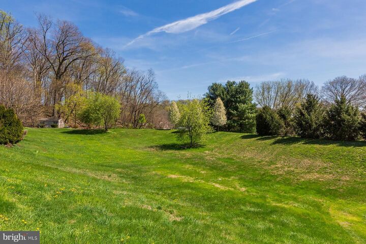 Property Photo:  2050 Cloverton Drive  PA 17512 