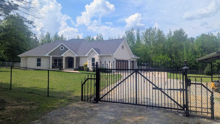 Property Photo:  9003 Diamond Ridge  AR 72019 