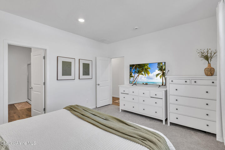 Property Photo:  5306 E Aquila Ave  ID 83854 