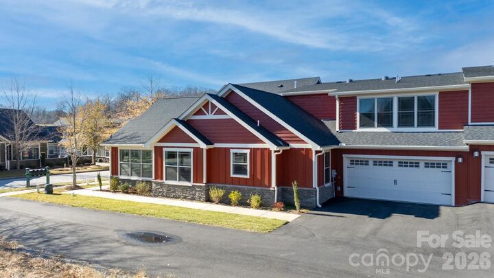 Property Photo:  20 Brookstone Place  NC 28715 