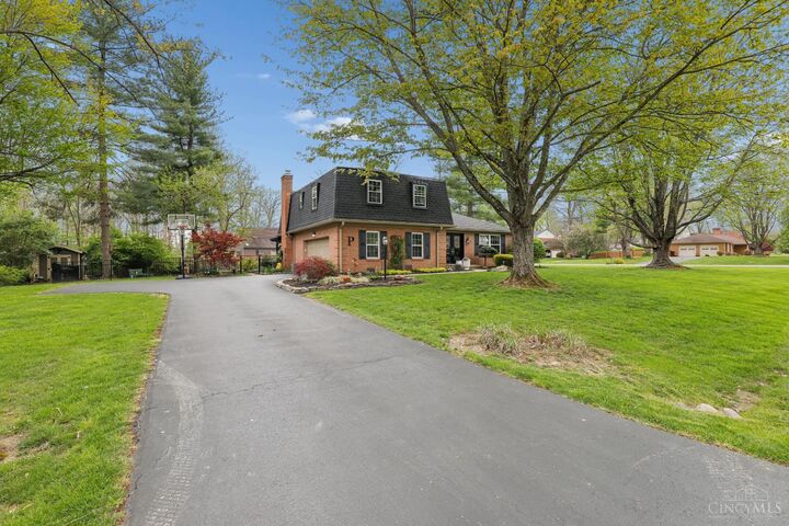 Property Photo:  573 Pepper Ridge Road  OH 45244 