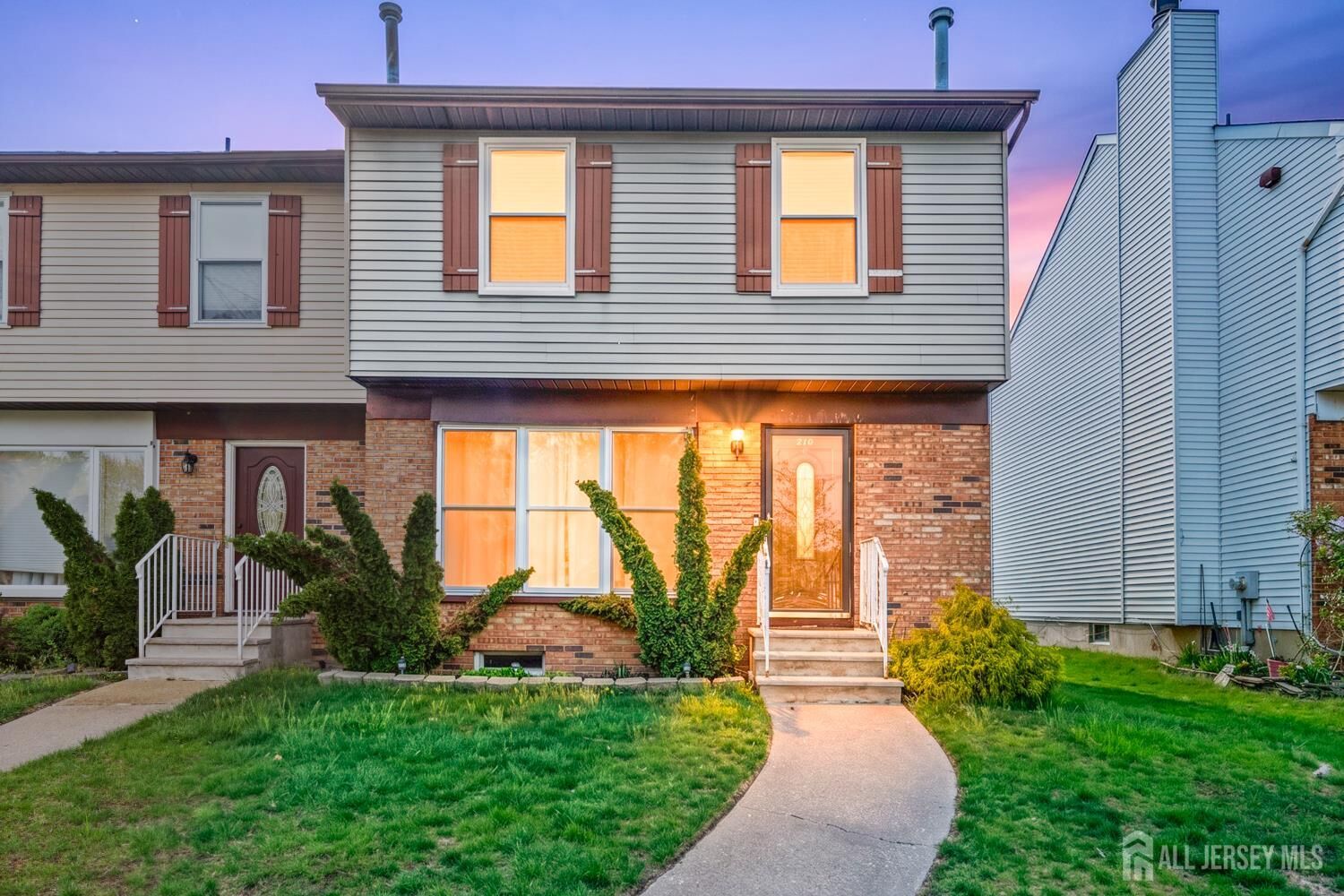 Property Photo: 114 Pendleton Place NJ 08857