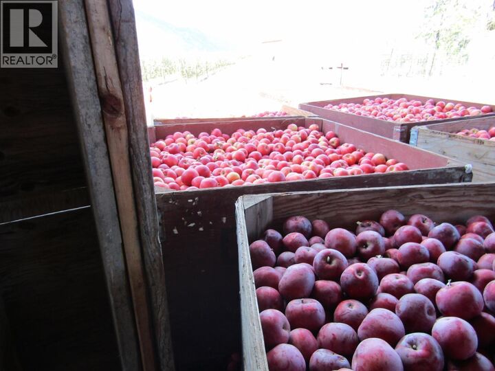 Property Photo:  2705 75th Avenue  BC V0H 1H2 