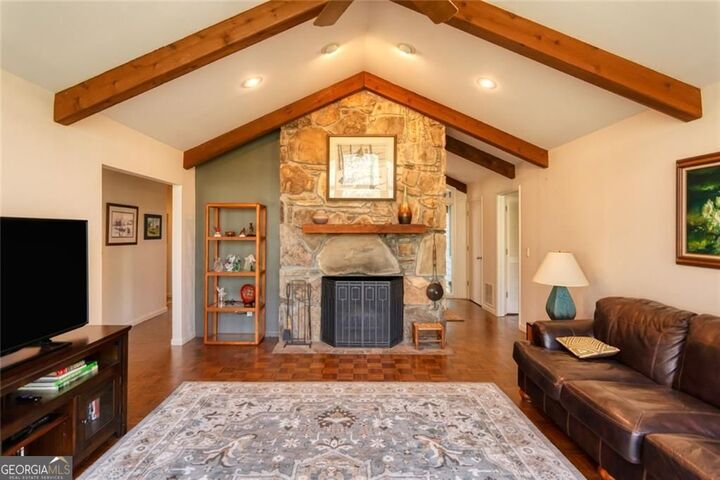 Property Photo:  70 Doe Run  GA 30571 