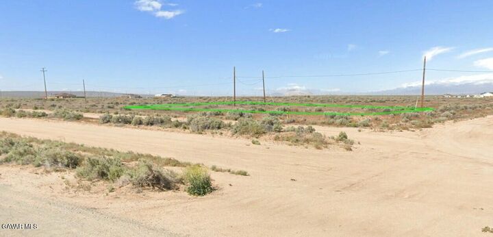 Property Photo:  Glade Ave &Amp Hacienda Blvd  CA 93505 