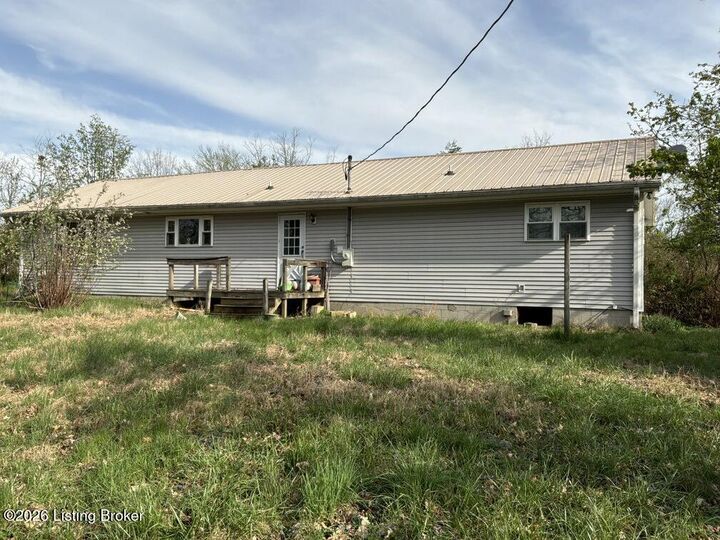 Property Photo:  134 Meadowview Dr  KY 42701 