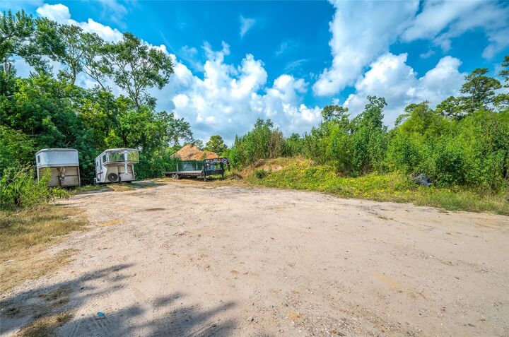 Property Photo: 7302 Phillips Street TX 77088