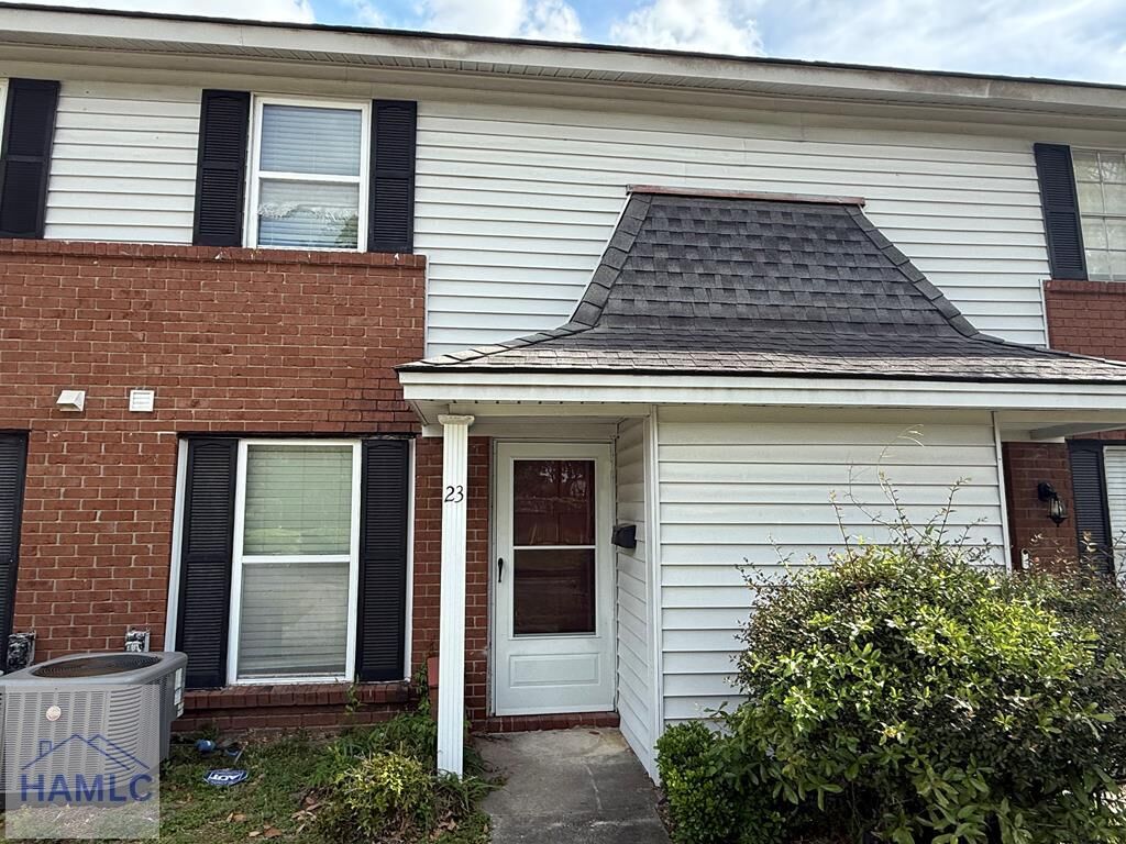 Property Photo:  23 Knollwood Circle  GA 31419 