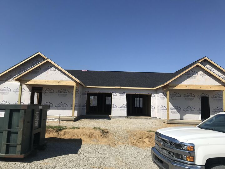 Property Photo:  302 Bluegrass Way  KY 41143 