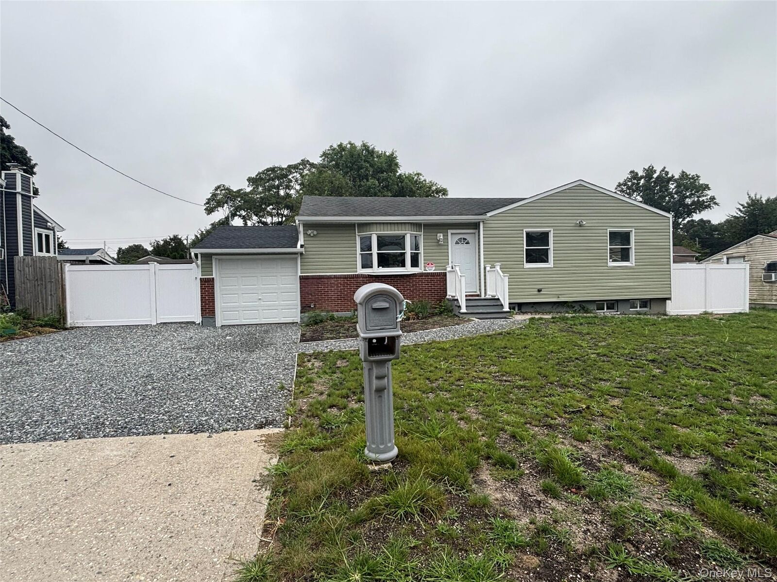 Property Photo:  21 Pinetop Drive  NY 11722 