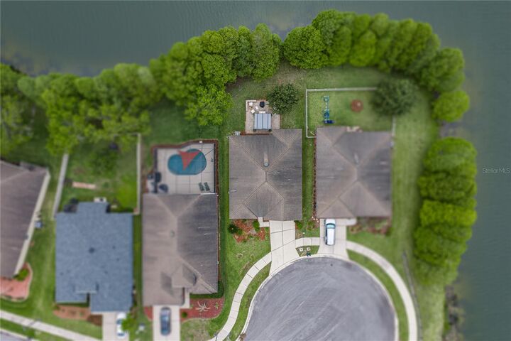 Property Photo:  5544 Huron Way  FL 33805 