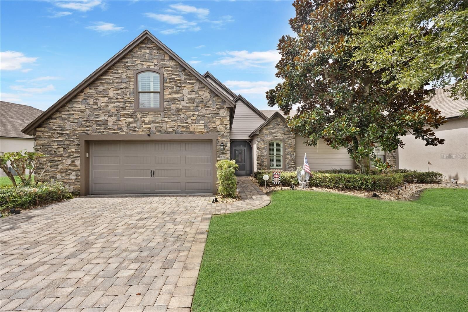 Property Photo:  1923 Banning Beach Road  FL 32778 