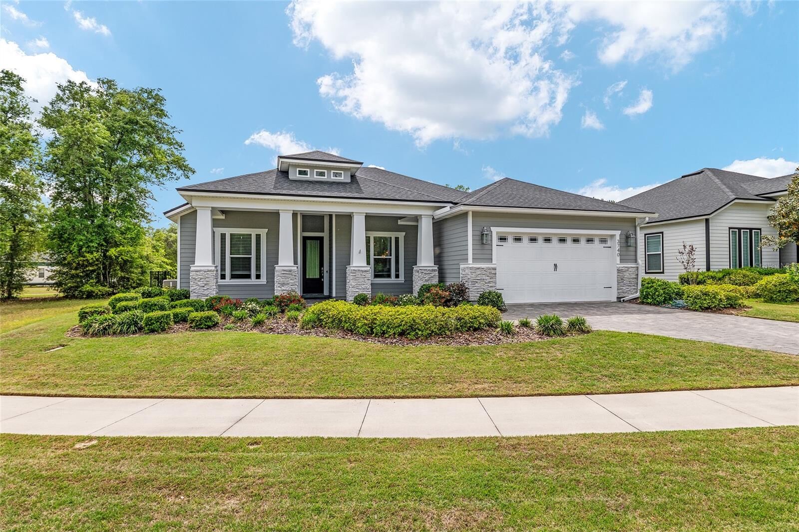 Property Photo: 3740 SW 109th Way FL 32608