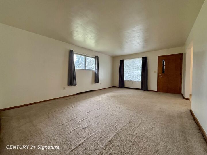 Property Photo:  2317 - 2319 Congress Avenue  MI 48602 