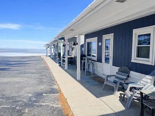 Property Photo:  602 W Houghton Lake Drive  MI 48651 