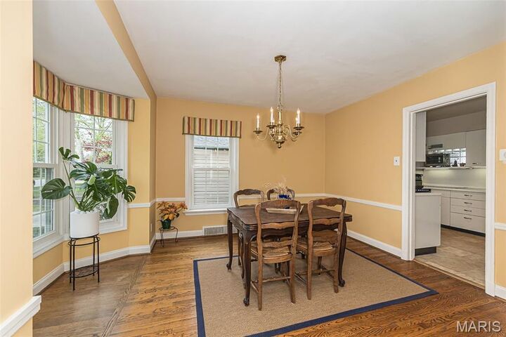 Property Photo:  710 Elmtree Lane  MO 63122 