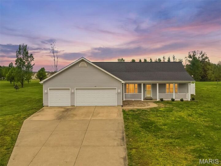 Property Photo: 211 High Ridge Valley Court MO 63347