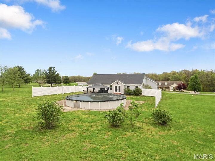 Property Photo:  211 High Ridge Valley Court  MO 63347 