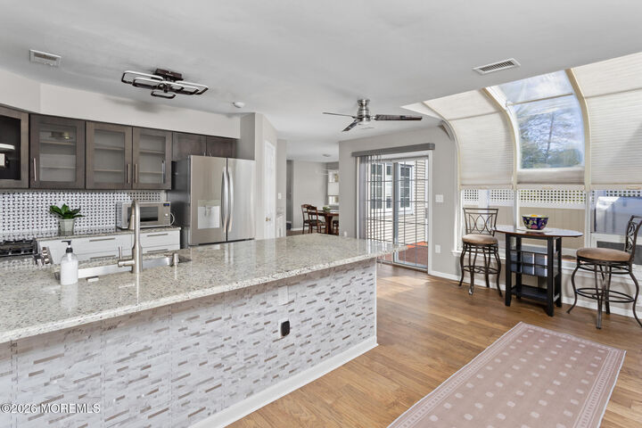 Property Photo:  63 Winthrop Road  NJ 08831 