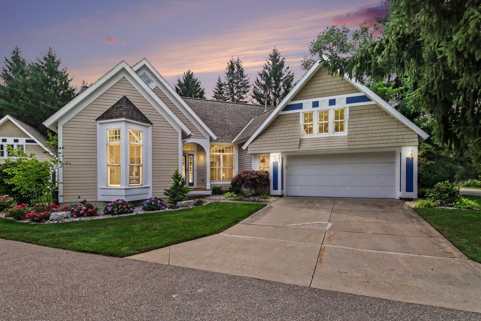 Property Photo: 982 Sunflower Court MI 49424