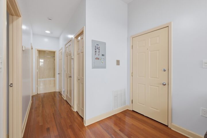 Property Photo:  2843 S Wells Street 2E  IL 60616 