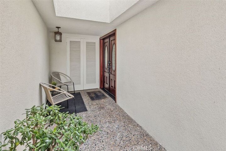 Property Photo:  2206 Canyon  CA 91006 
