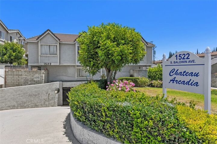 Property Photo:  1522 S Baldwin Avenue 10  CA 91007 