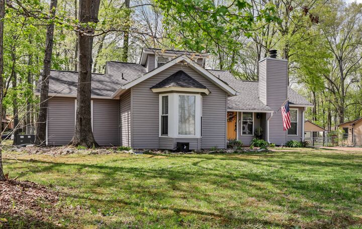 Property Photo:  550 Buckeye Ln  TN 37042 