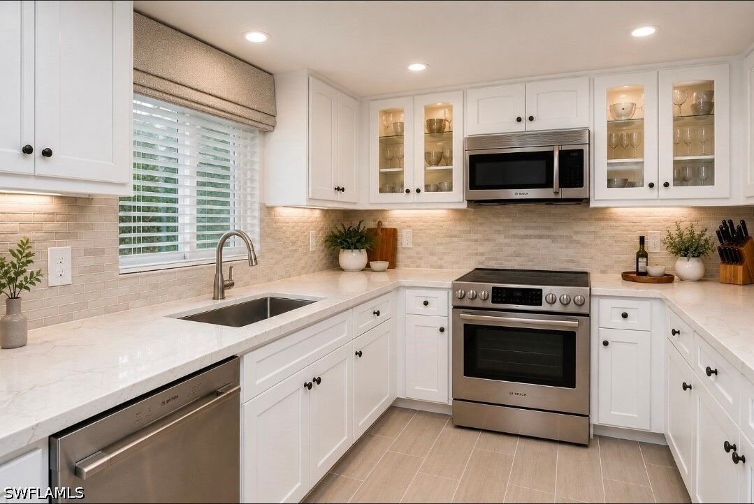 Property Photo: 5515 Rattlesnake Hammock Road 205 FL 34113