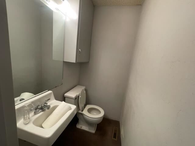 Property Photo:  118 S 1st Street  OK 74631 