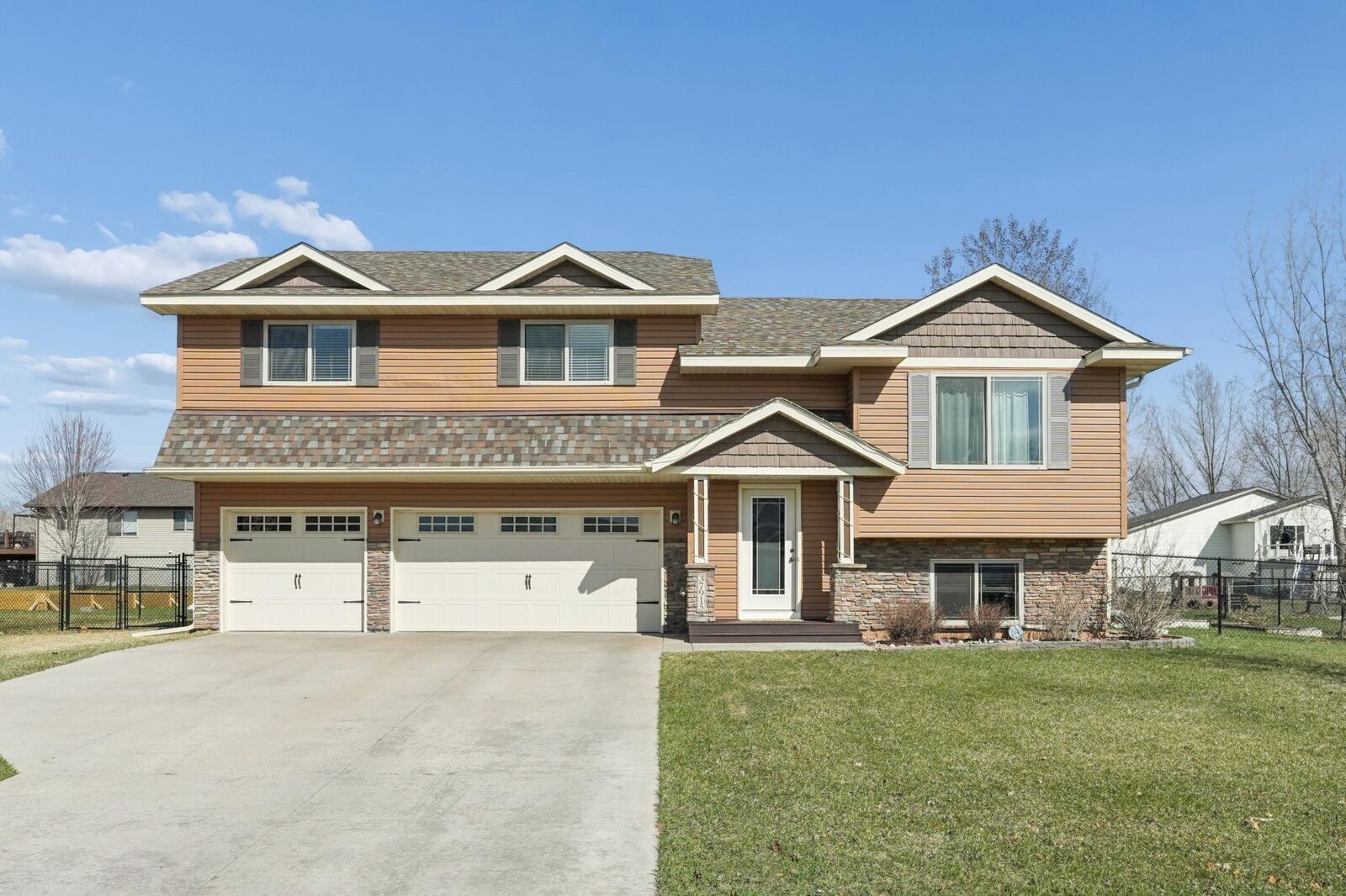 Property Photo:  37915 Gerald Avenue  MN 55056 