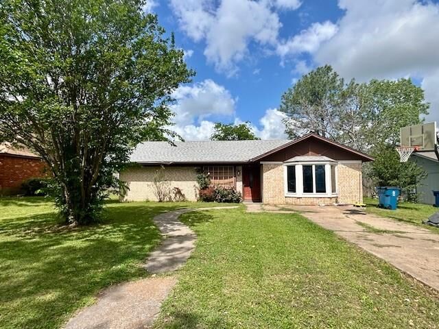 Property Photo:  709 Contour Drive  TX 76667 