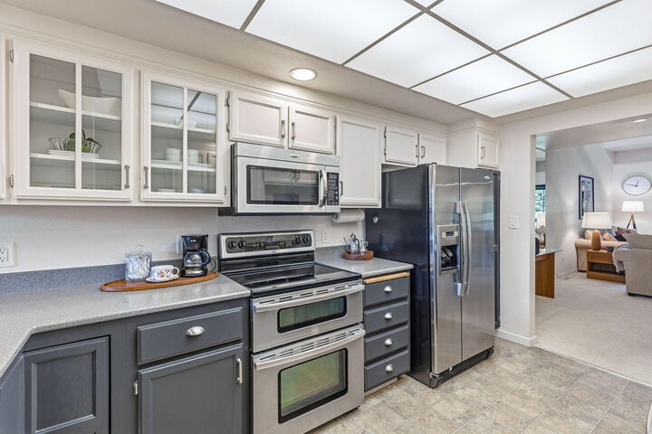 Property Photo:  115 Rogue River #308 Highway  OR 97527 