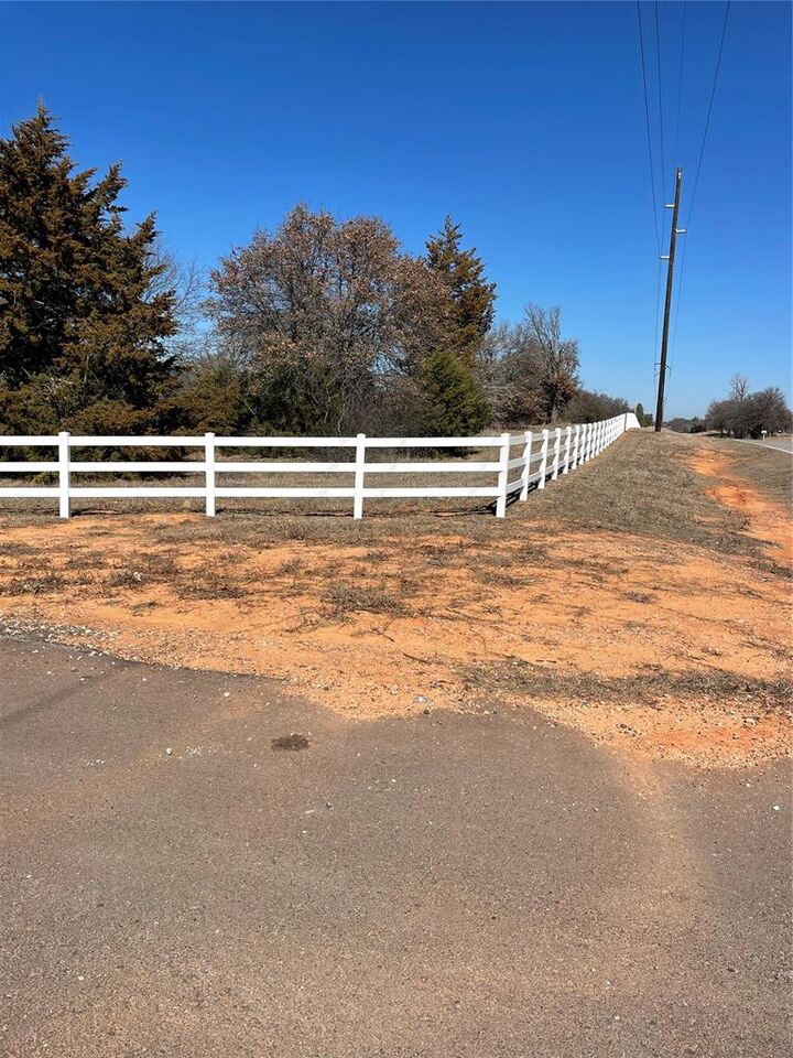 Property Photo:  17901 Simona Ave.  OK 73026 
