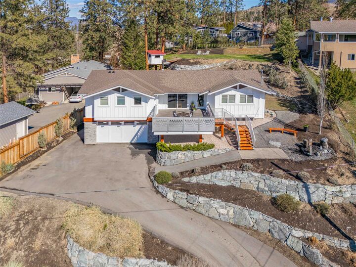Photo de la propriété:  488 Sheila Crescent  BC V1W 4L8 