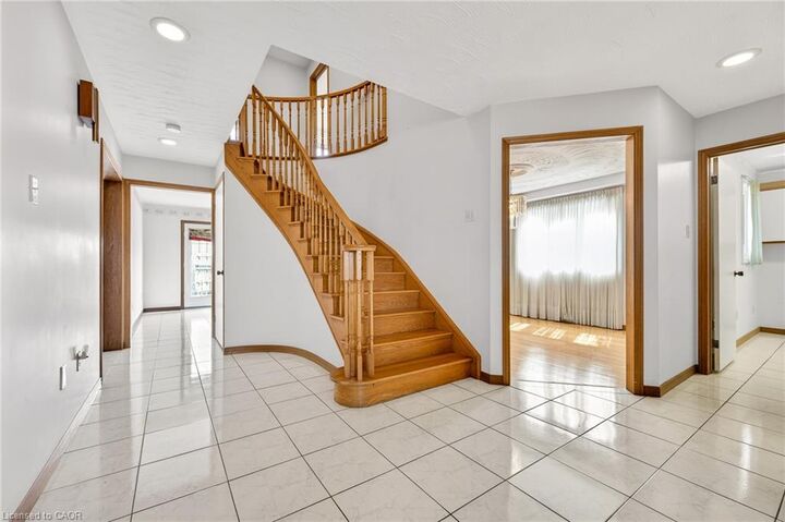 Property Photo: 27 Trieste Place ON L9B 2C3