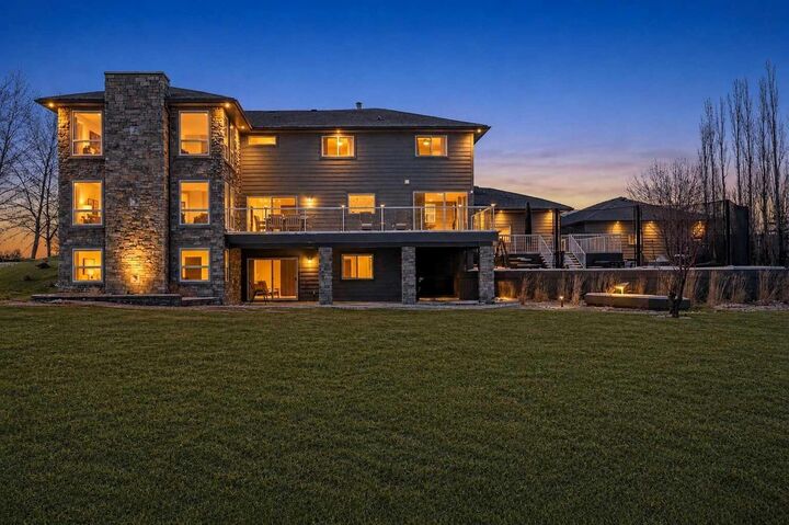 Property Photo: 291055 Township Road 290 AB T0M 0S0