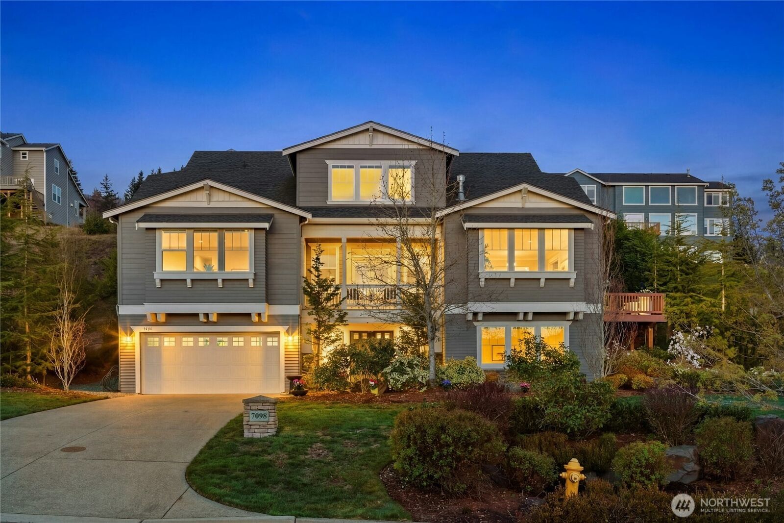 Property Photo: 7098 170th Avenue SE WA 98006