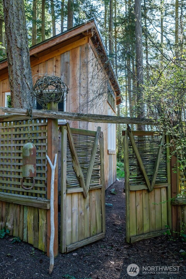 Property Photo:  4160  Mud Bay Road  WA 98261 