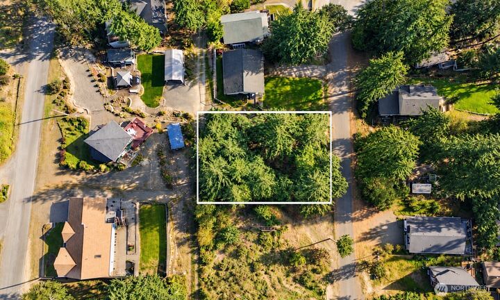 Property Photo: 90 E Lakeview Drive WA 98546