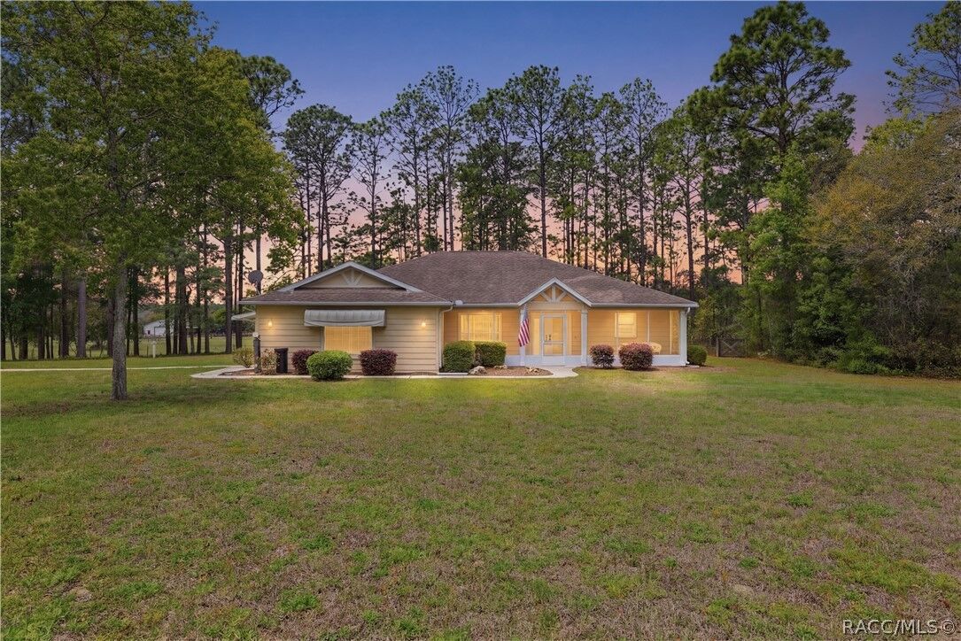 Property Photo: 7214 N Heather Drive FL 34433