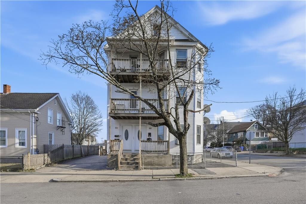 Property Photo:  213 Meadow Street  RI 02860 